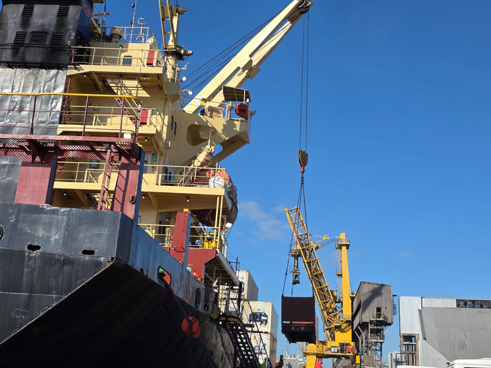 Ship Crane